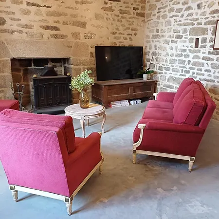 Holiday home Chateau De Kerouallan *