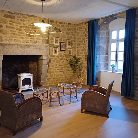 Chateau De Kerouallan Holiday home *