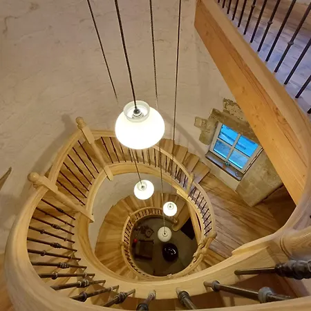 Holiday home Chateau De Kerouallan