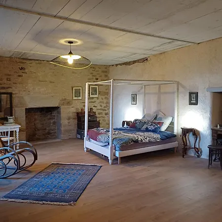 Holiday home Chateau De Kerouallan *