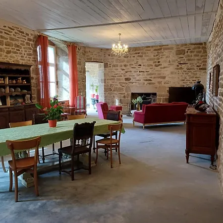 Holiday home Chateau De Kerouallan Lignol