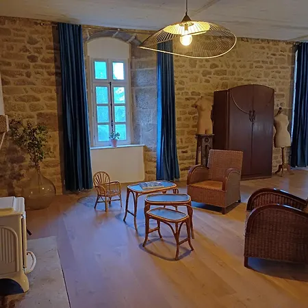 Chateau De Kerouallan *