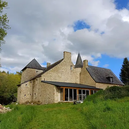 Chateau De Kerouallan Holiday home *